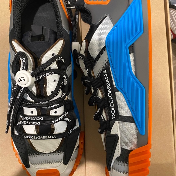 Authentic Dolce & Gabbana Sneakers - Picture 2 of 4